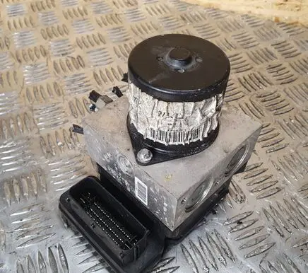 Opel Insignia A ABS Pump 13332549 16817014 16312214P