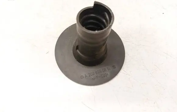 Mercedes-Benz C W203 Spare wheel bolt A2038990614