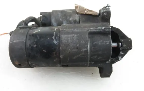 Nissan Almera N16 Starter motor 8200021396