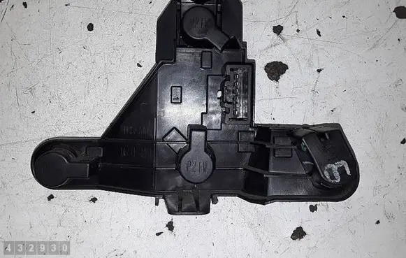 Toyota Corolla E120 E130 Tail light bulb cover holder