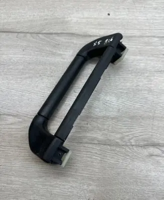BMW X5 E53 Front interior roof grab handle 8257226