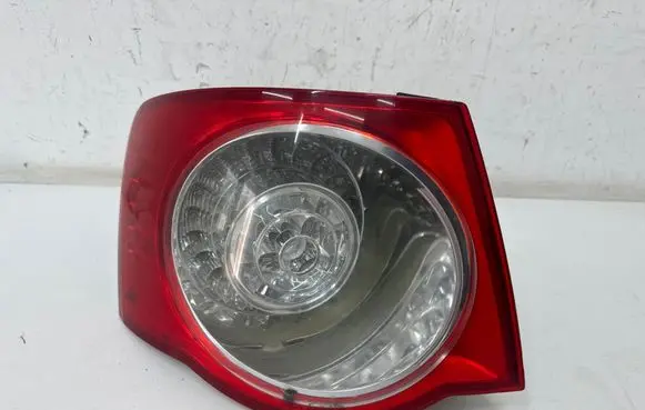 Volkswagen Jetta V Rear/tail lights 1K5945095G 983131