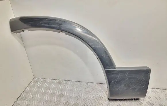 Ford Explorer Rear fender molding trim 1l2478291c21