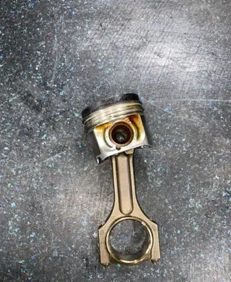 BMW 5 F10 F11 Piston with connecting rod 84L110
