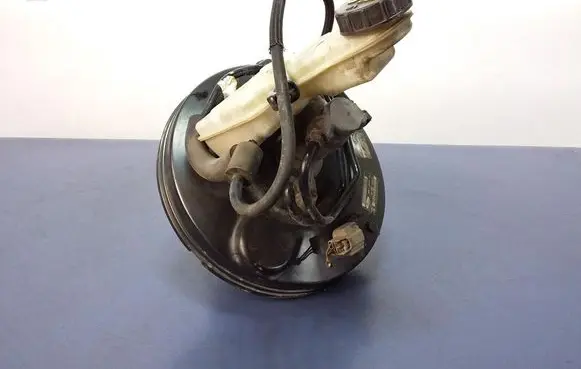 Ford Focus Brake booster BV612B195SB