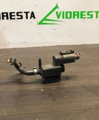 Audi A3 S3 A3 Sportback 8P Turbo solenoid valve 037906283C 09T040 72288000