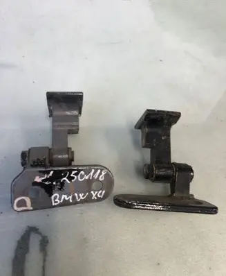 BMW X4 G02 Front door hinges set A046574