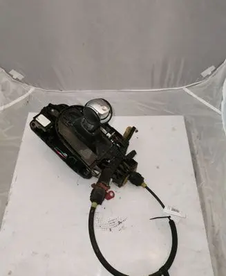 Ford Mustang VI Gear shifter/selector FR3P7K004DA3ZHE