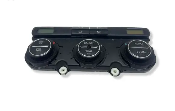 Volkswagen Golf Plus Climate control unit 74641470