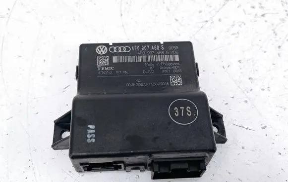 Audi Q7 4L Gateway control module 4F0907468S