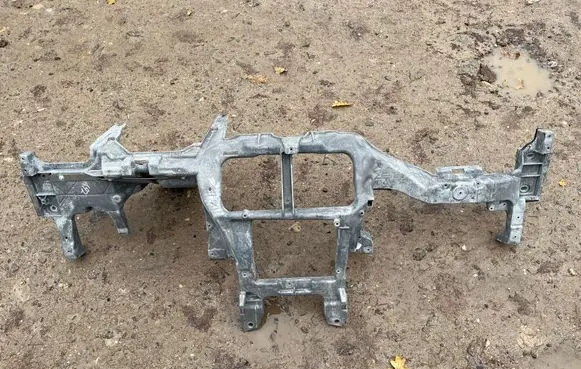 BMW X5 F15 Dashboard cross member/frame bar 9252547 9258546