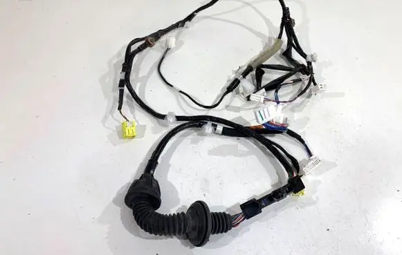 Toyota Yaris Cross Front door wiring loom 