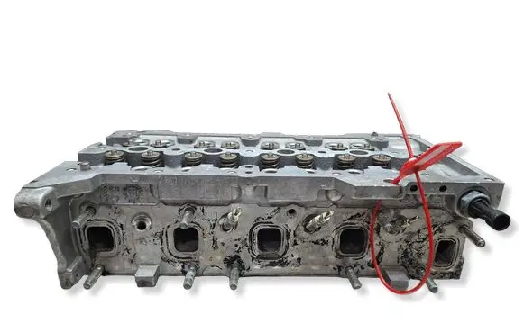 Opel Astra J Engine head S27635223 55206388