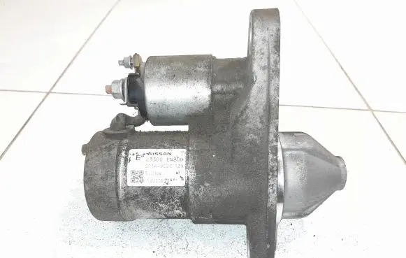 Nissan Juke I F15 Starter motor 23300EN20D