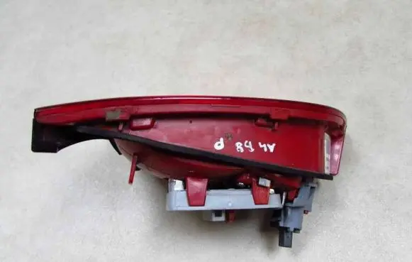 Audi A4 S4 B8 8K Tailgate rear/tail lights 8K9945094 040414R ID55026