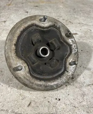 Coil spring mount