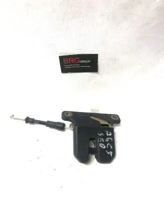 Audi A6 S6 C5 4B Tailgate/trunk/boot lock/catch/latch B5827505B 21474672