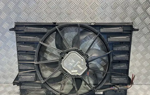 Audi A4 S4 B9 Radiator cooling fan shroud 8W0121003B