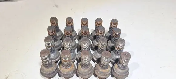 Mercedes-Benz Vito Viano W447 Nuts/bolts 