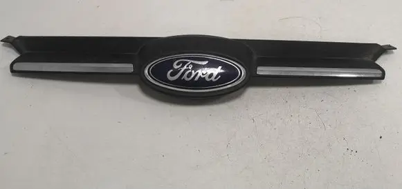 Ford Focus Front bumper upper radiator grill BM51BA133B ASSYBM518200B