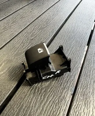 Toyota C-HR I Electric window control switch 193170