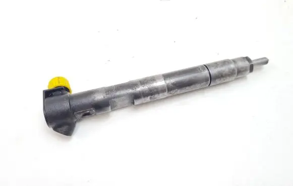 Mercedes-Benz Sprinter W901 W902 W903 W904 Fuel injector A6510704987