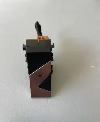 Citroen DS3 Electric window control switch 98177785DX