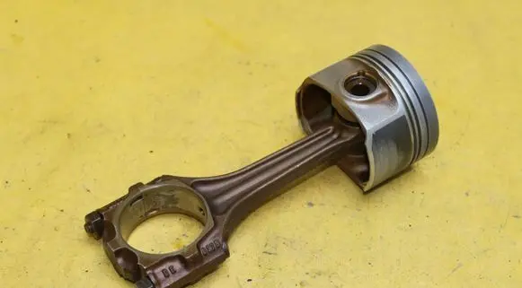 Volkswagen Sharan Piston with connecting rod 81P27