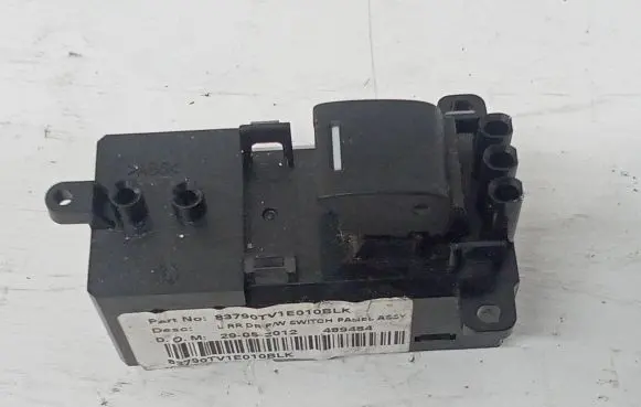 Honda Civic IX Electric window control switch 35770TA0A11 1832G110072 C81LRF0HA113AG