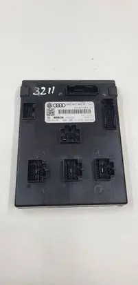 Audi A4 S4 B8 8K Comfort/convenience module 8K0907063D F005V00749
