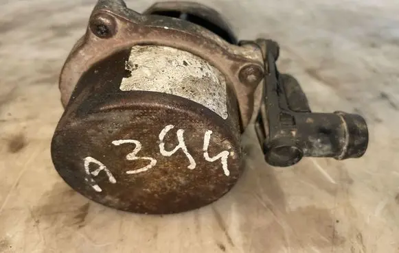 Opel Vivaro Vacuum pump