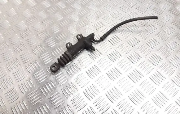 Hyundai Santa Fe Clutch master cylinder