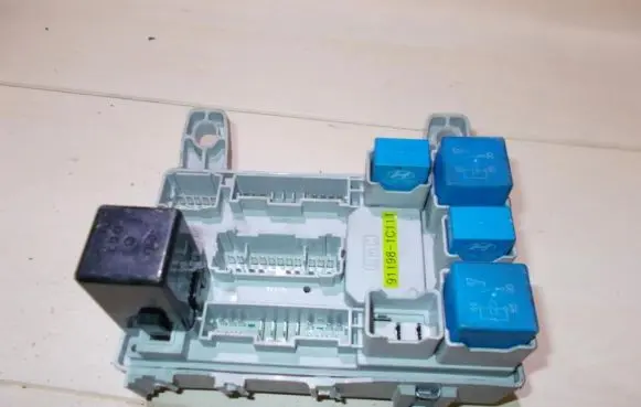 Hyundai Getz Fuse box set 911981c111 91198-1c111