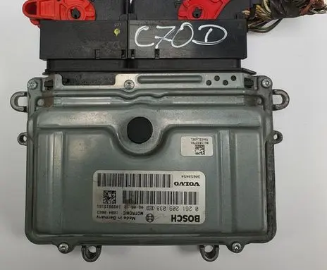 Volvo C70 Engine control unit/module ECU 0261209038