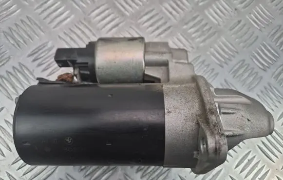 BMW 3 F30 F35 F31 Starter motor 7638194 0001138058
