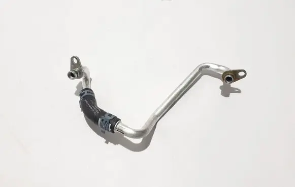 Audi A6 S6 C9 4L Turbo turbocharger oiling pipe/hose 06M145963P