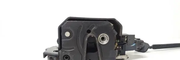 Volvo S70 V70 V70 XC Rear door lock 6085