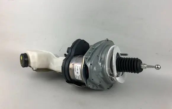 Volkswagen Golf VIII Master brake cylinder 5WC614105BB