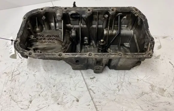 Opel Astra H Oil sump 55582918 C3229