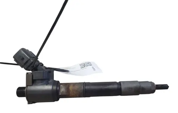 Volvo V40 Fuel injector VEA132370010AAB