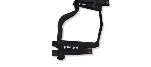 BMW 5 E60 E61 Headlight/headlamp mounting bracket 158738