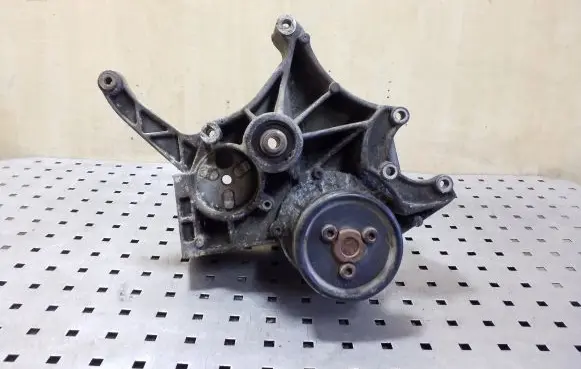Generator/alternator bracket