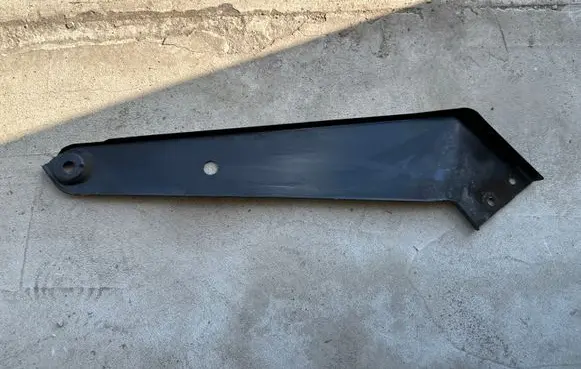 Volkswagen PASSAT B8 Radiator support slam panel bracket 3G0805932