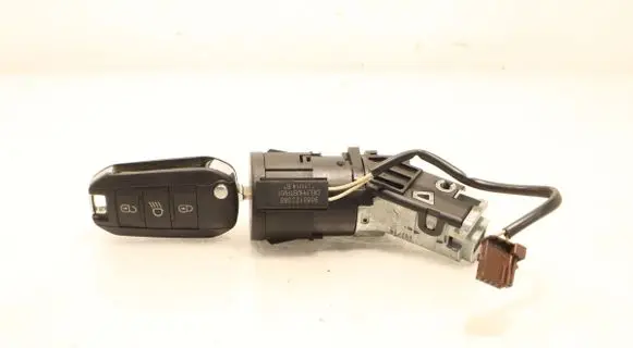 Peugeot 308 Ignition lock 9663123380