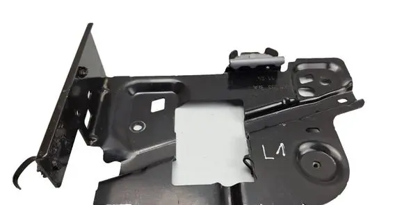 Battery tray