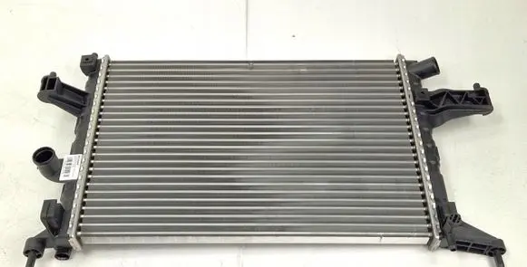 Opel Corsa A Coolant radiator 8038845