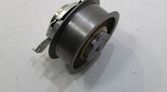 Skoda Fabia Mk3 (NJ) Generator/alternator belt tensioner 04E109479A