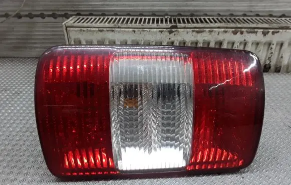 Volkswagen Caddy Rear/tail lights 2K0945111A