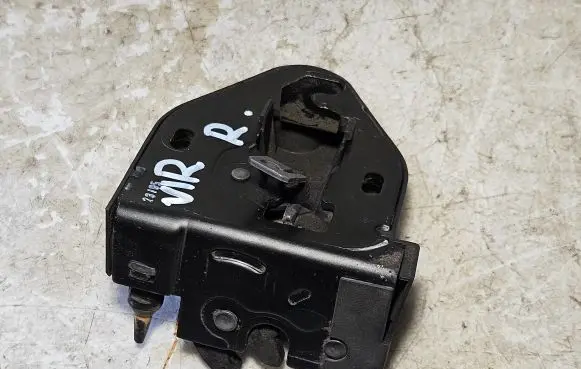 Nissan Primastar Loading door lock 