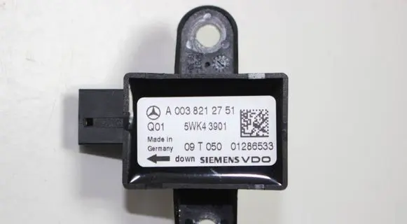Mercedes-Benz S W221 Airbag deployment crash/impact sensor A0038212751 01286533 5WK43901